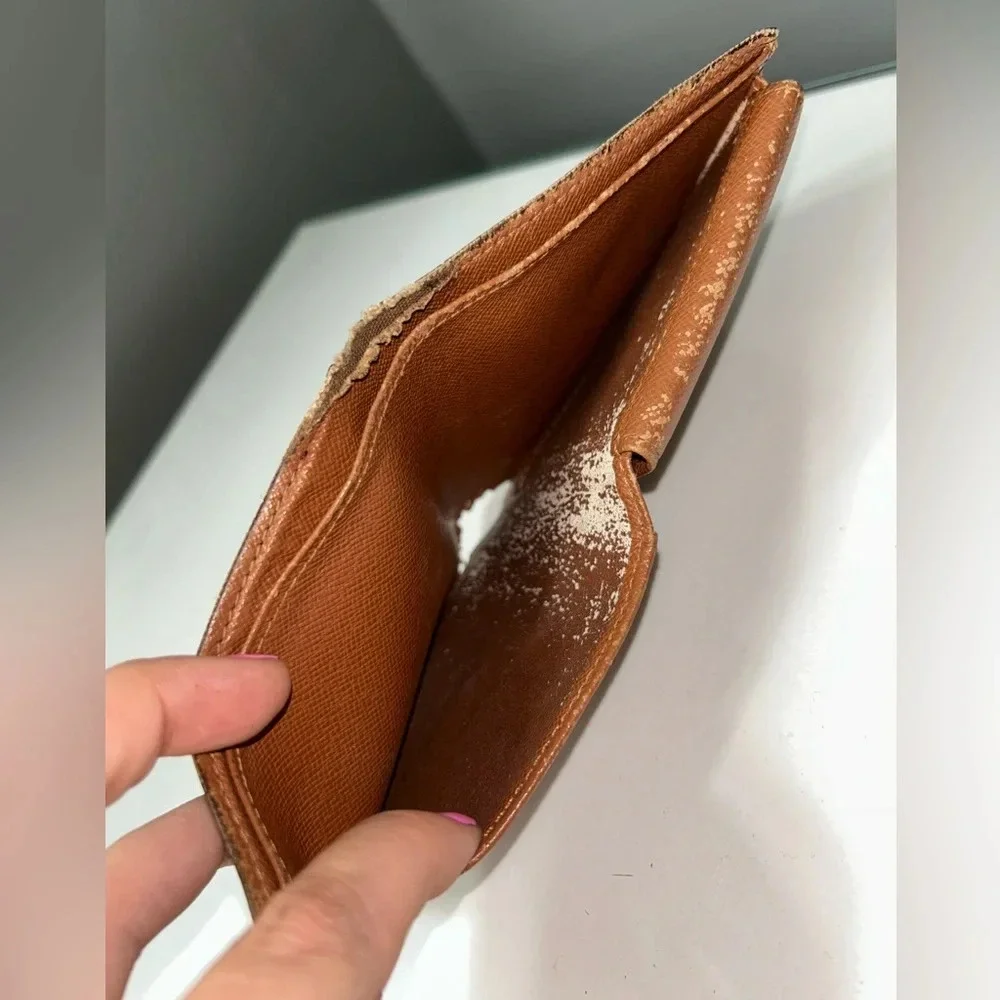 Louis Vuitton Monogram Bifold Wallet CA0968